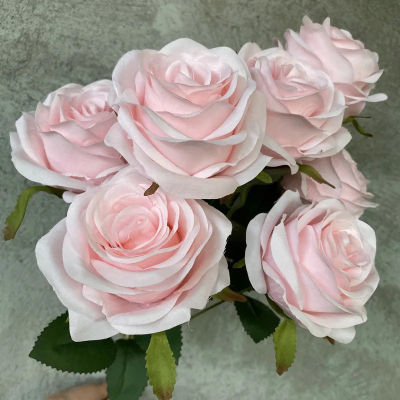Ramo de rosas artificiales de 9 flores