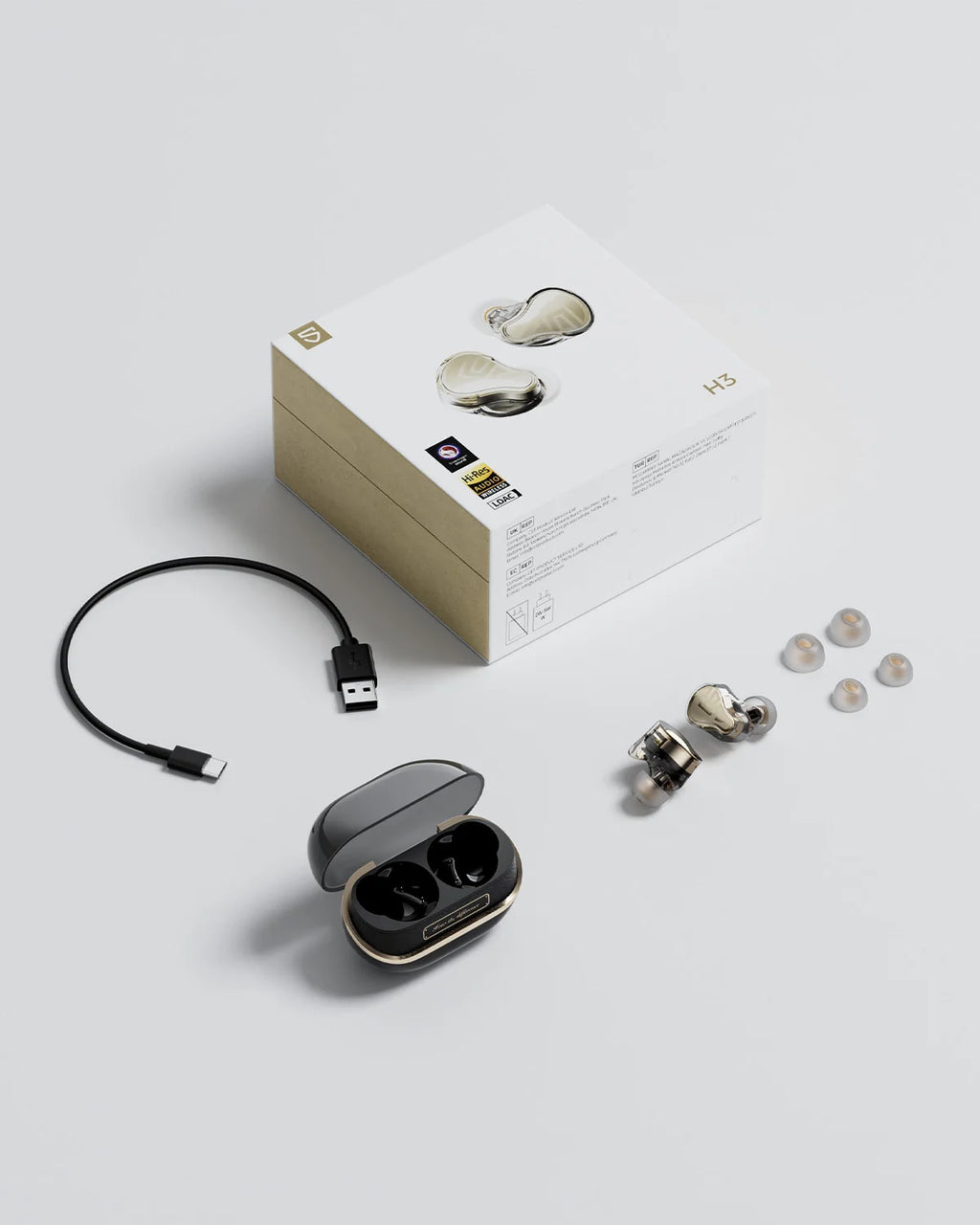 Audífonos SoundPEATS H3 con ANC y triple driver · vista 3