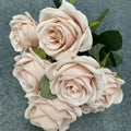 Ramo de rosas artificiales de 9 flores