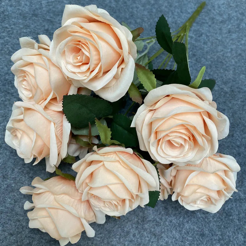 Ramo de rosas artificiales de 9 flores